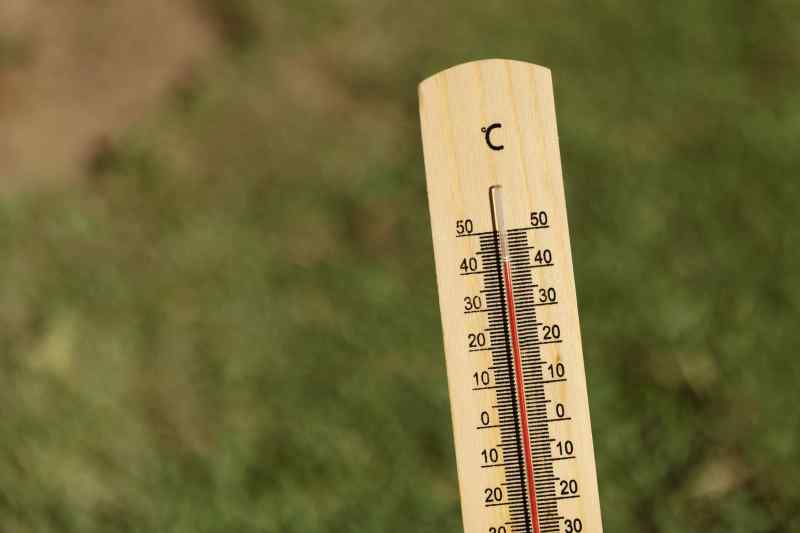 Close Up Thermometer Showing High Temperature 1