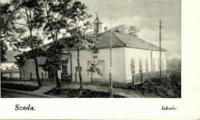 A községi iskola épülete (1930 körül)