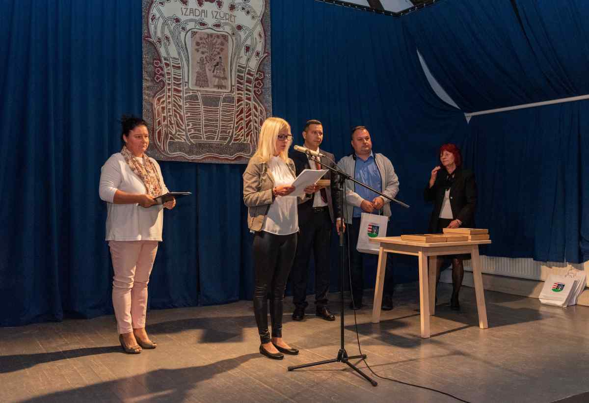 Somlyaisiposszilvia Foto 30