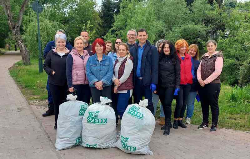 279752605 3309347019354841 6992611944831446871 N